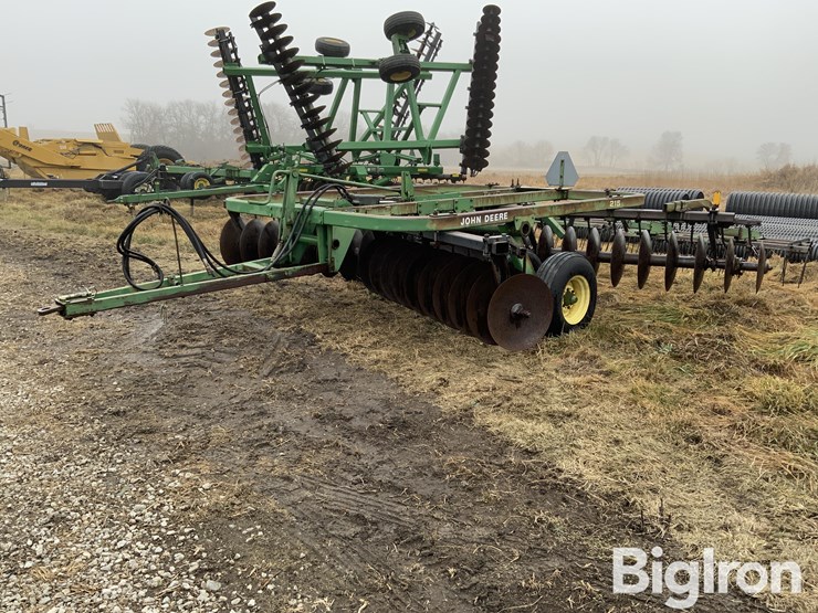 john-deere-215-image-1