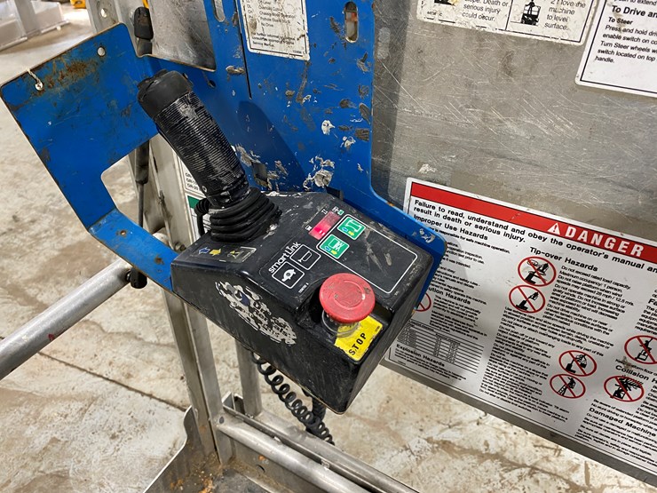 #1226-•-2016-genie-run-about-gr-20-lift-(bryant,-wi)-image-11