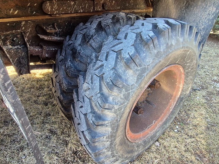 1985-gmc-7000-image-29