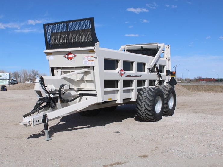 #2000-•-2-small-antique-steel-wheels-image-10