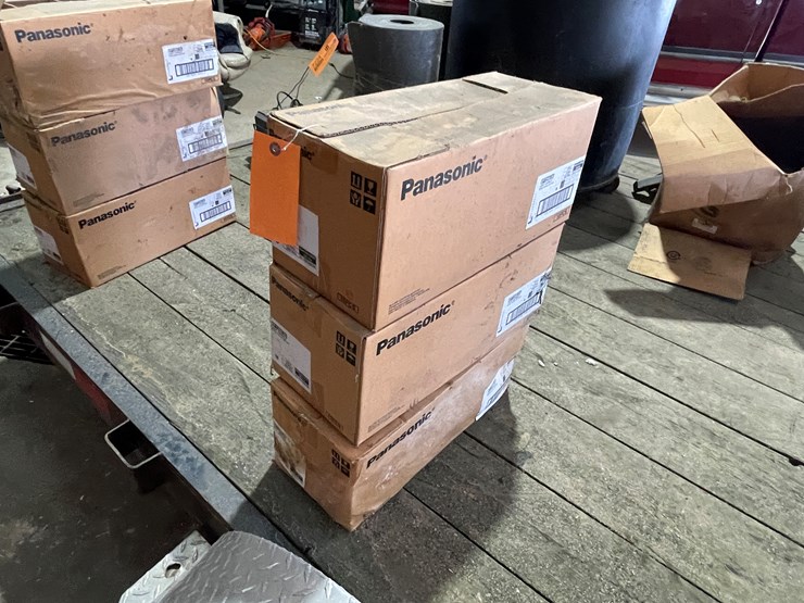 #7221-•-(3)-boxes-of-panasonic-light-capsules-image-1