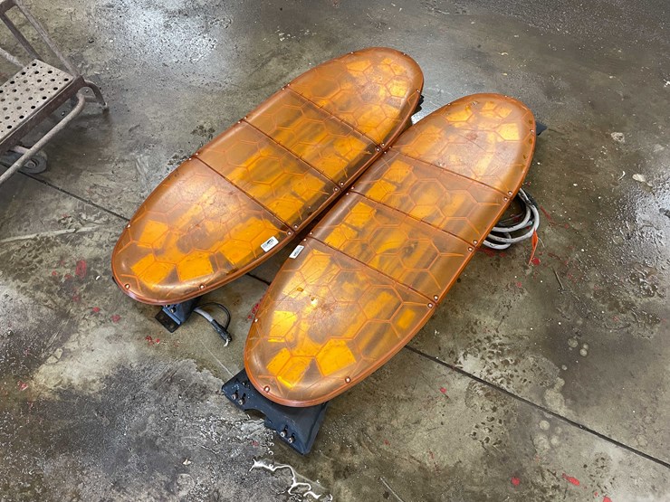 #12183-•-(2)-orange-beacon-lights-(denmark,-wi)-image-4