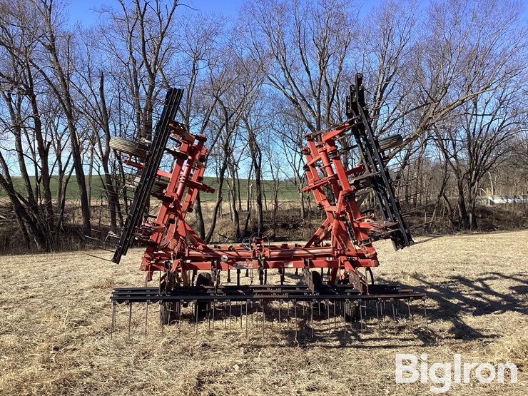 case-ih-4300-image-6