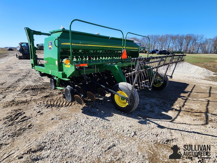 2017-john-deere-1590-image-7