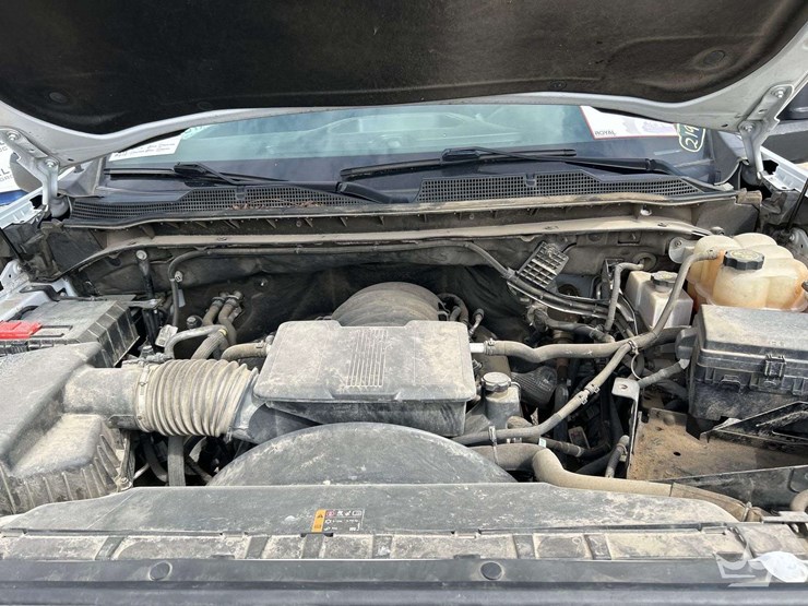 2021-chevrolet-silverado-2500-image-10