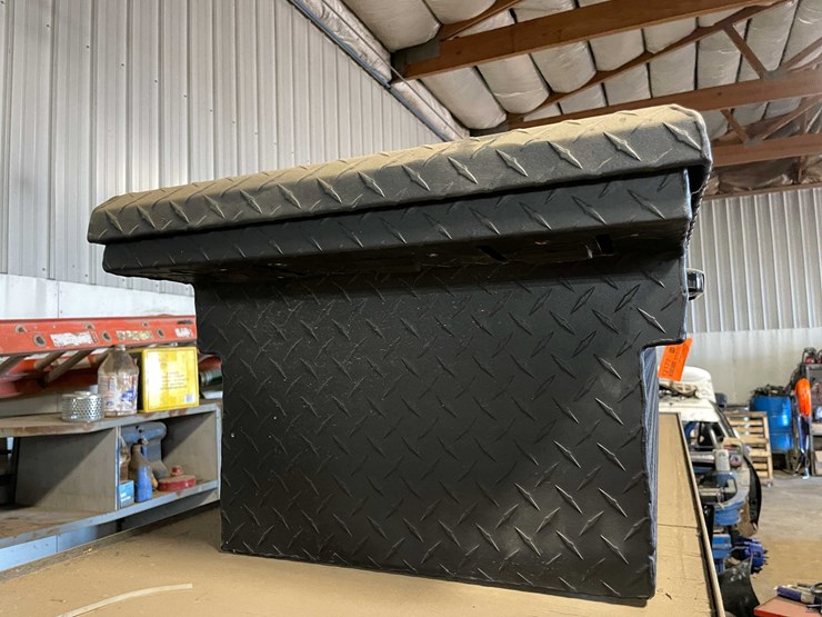 #12177-•-truck-tool-box-(denmark,-wi)-image-3