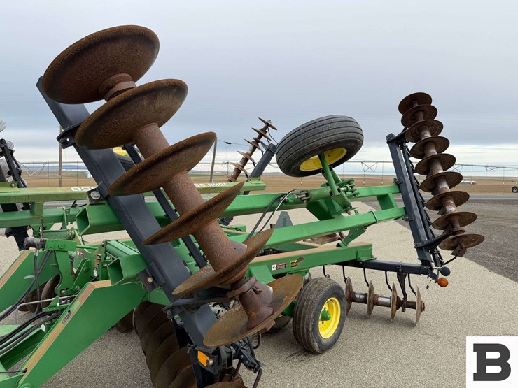 john-deere-650-image-18