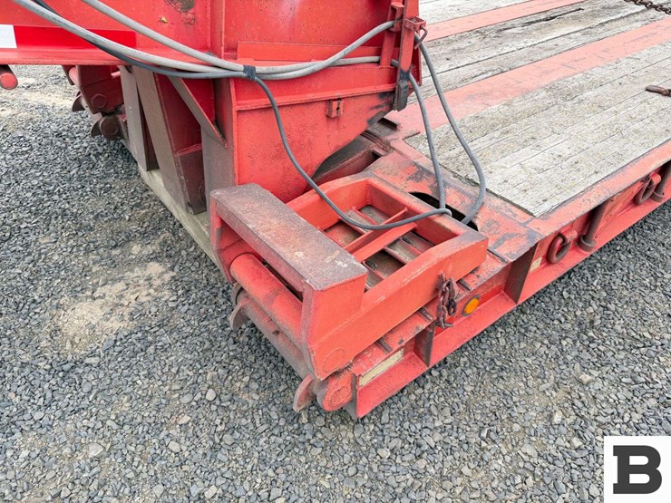 1991-witco-challenger-lowboy-trailer-image-17