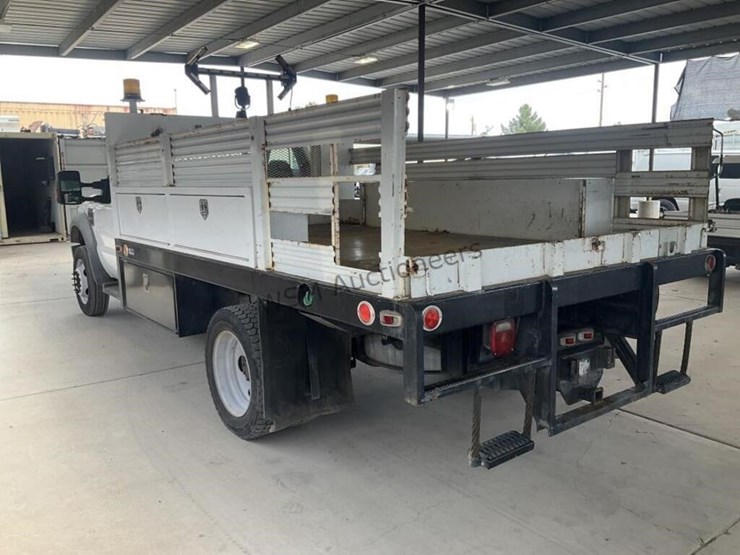 2010-ford-f550-image-5