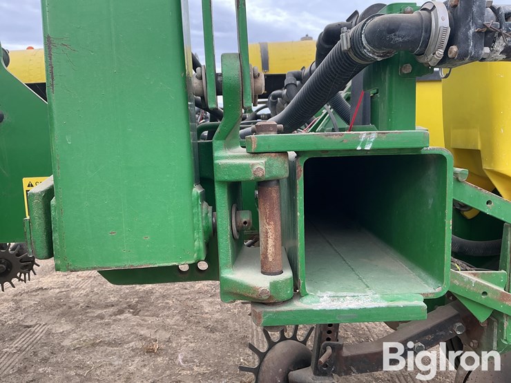 1999-john-deere-1770-image-15