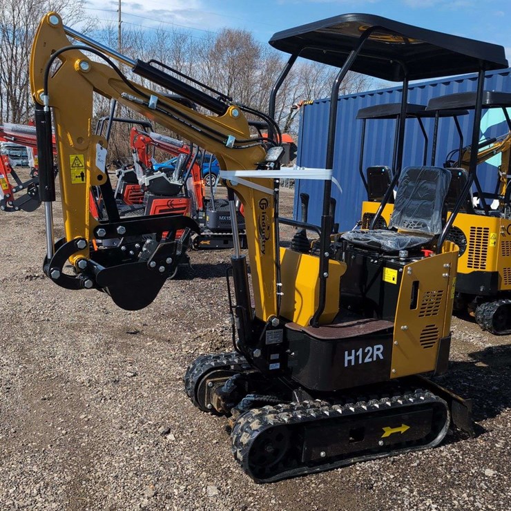CFG Industrial Mini Excavator - H12R