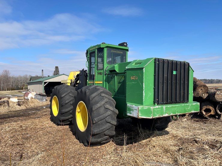 2005-deere-643j-image-4