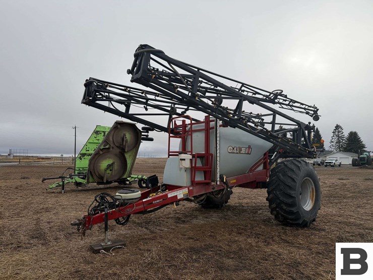 case-ih-precision-spray-160-image-2