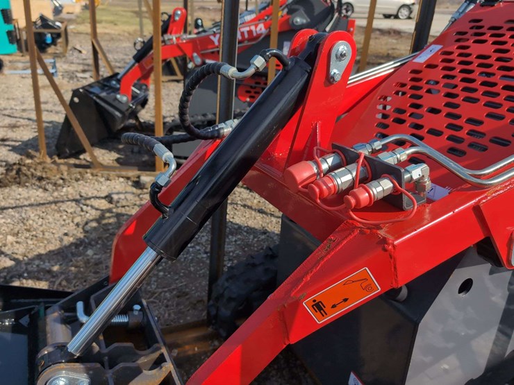 agt-mini-crawler-skid-steer-red---ysrt14-image-2