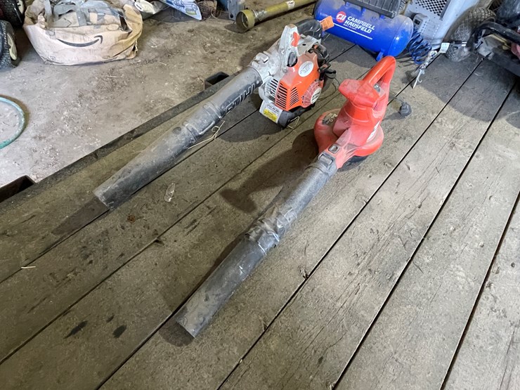 #7203-•-(2)-leaf-blowers-image-5