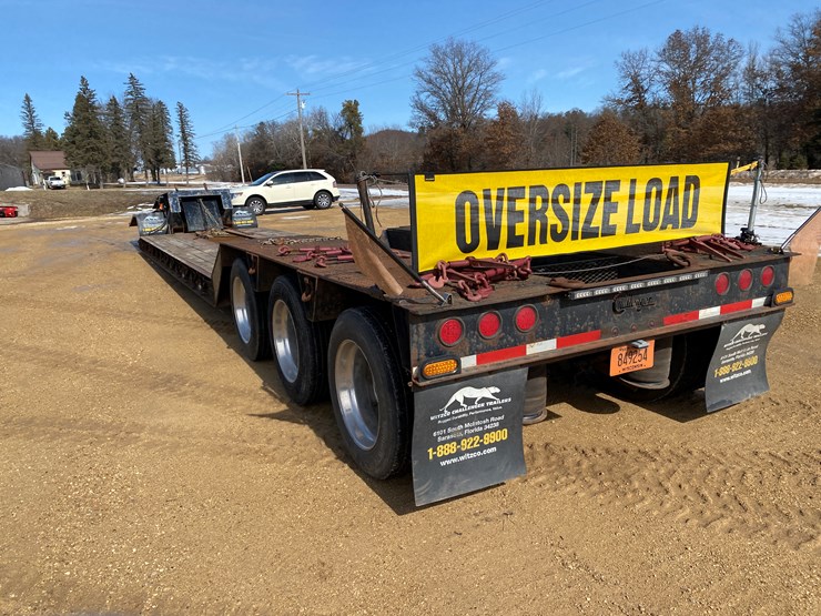 #1100-•-2010-witzco-rg-50-tri-axle-lowboy-semi-trailer-(has-wi-title)-(colfax,-wi)-image-10