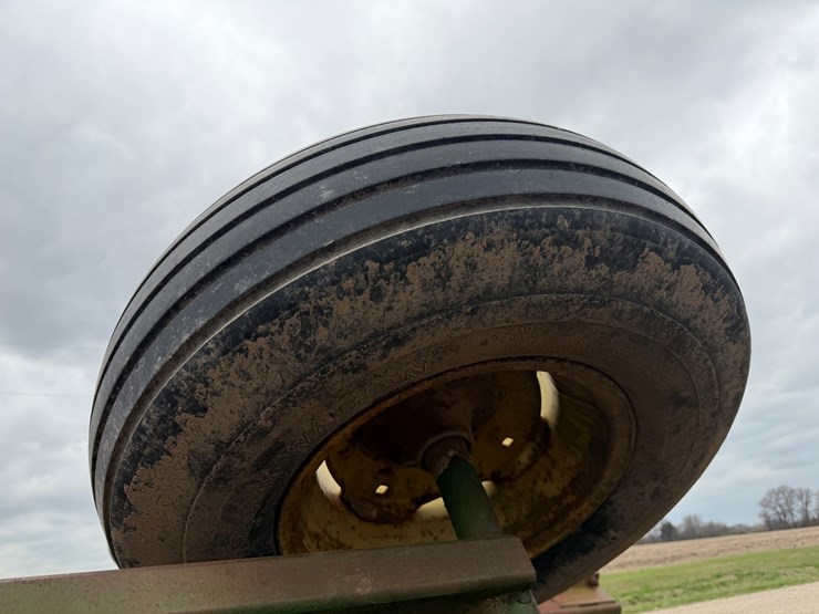 john-deere-25-image-18