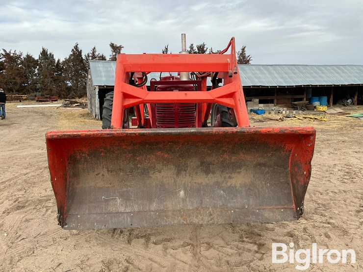 1953-international-super-m-image-2