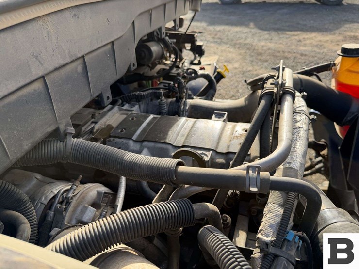 2015-international-durastar-4300-image-30