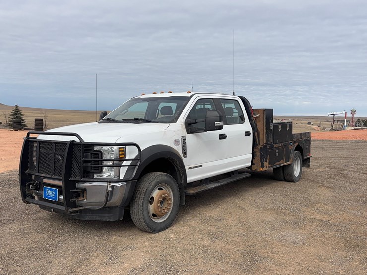 2019-ford-f550-image-1