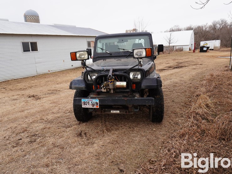 1991-jeep-wrangler-image-2