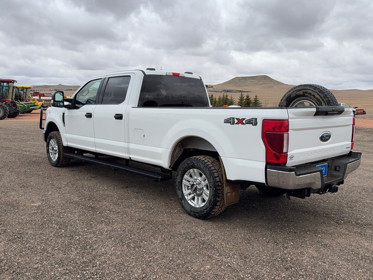 2022-ford-f350-image-3