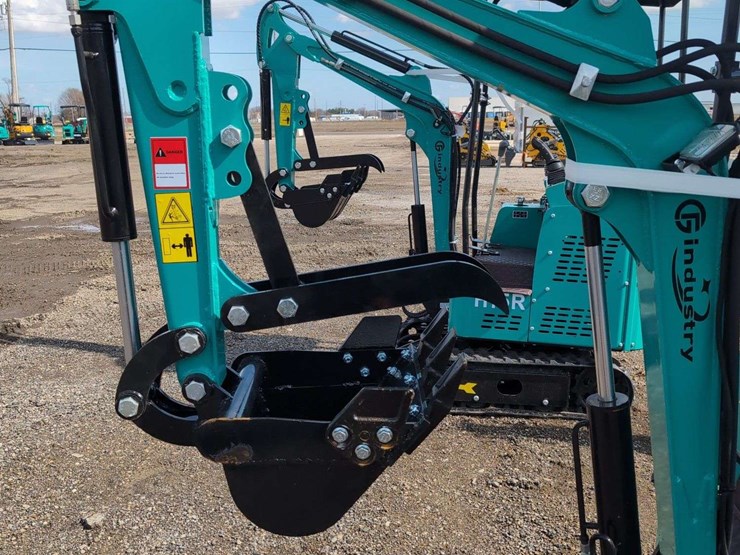 cfg-industrial-mini-excavator---h15r-image-2