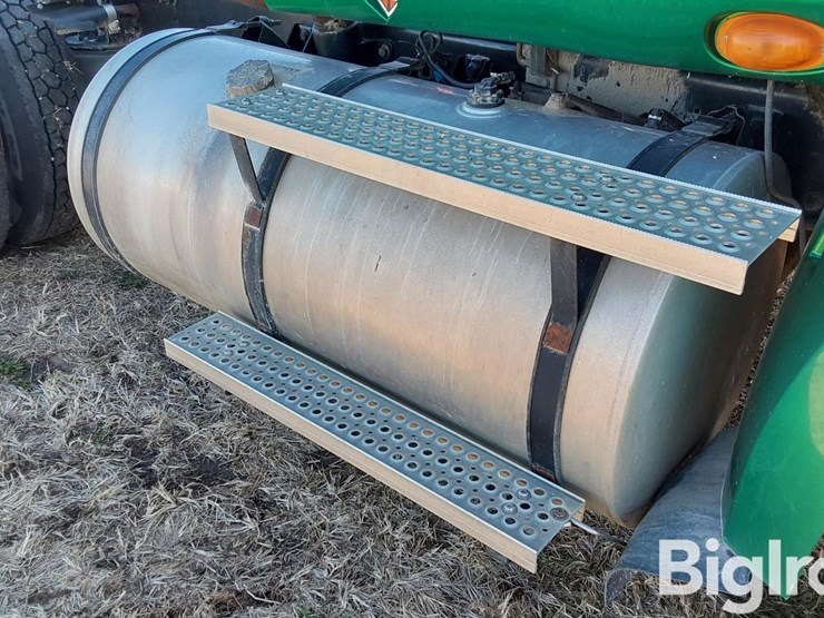 2011-international-prostar-image-14