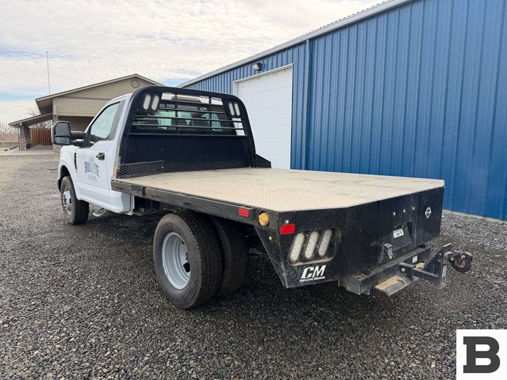 2019-ford-f350-image-5