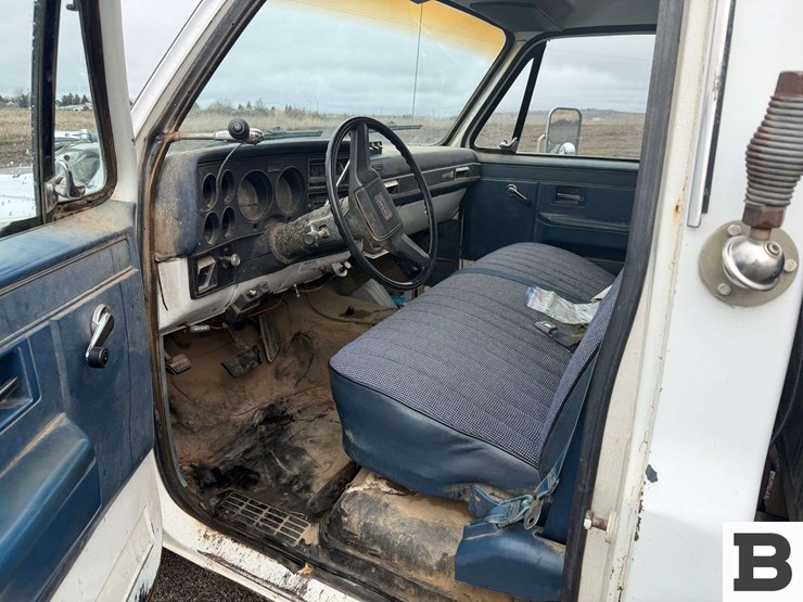 1988-gmc-sierra-3500-image-42