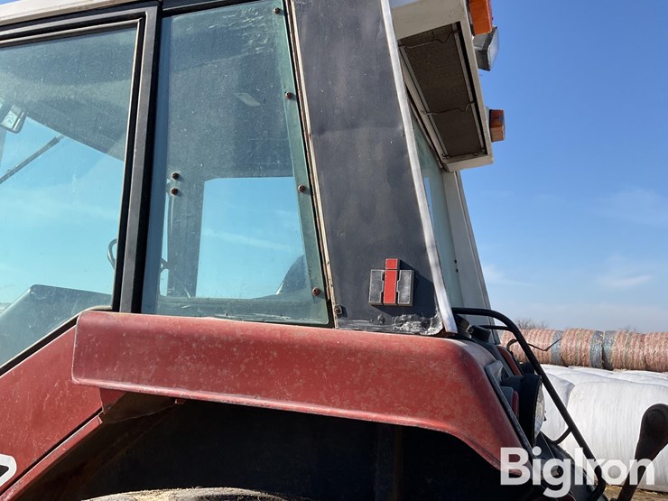 1977-international-1086-image-16