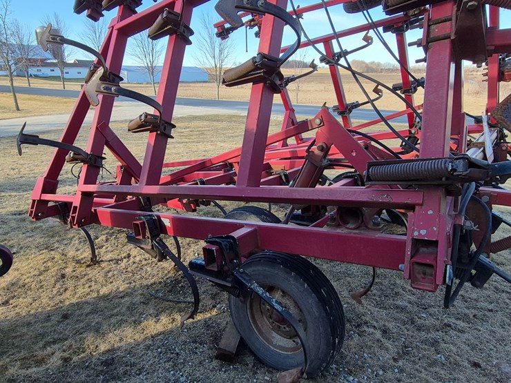 case-ih-4800-image-5