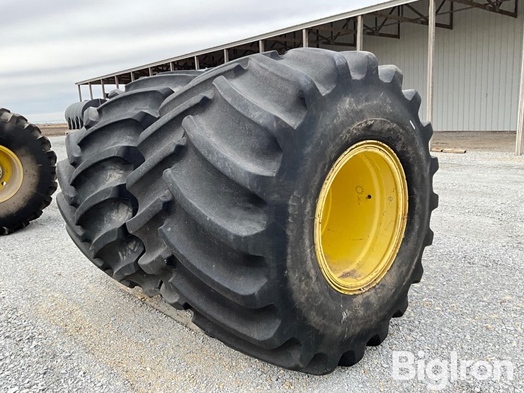 john-deere-10-image-3