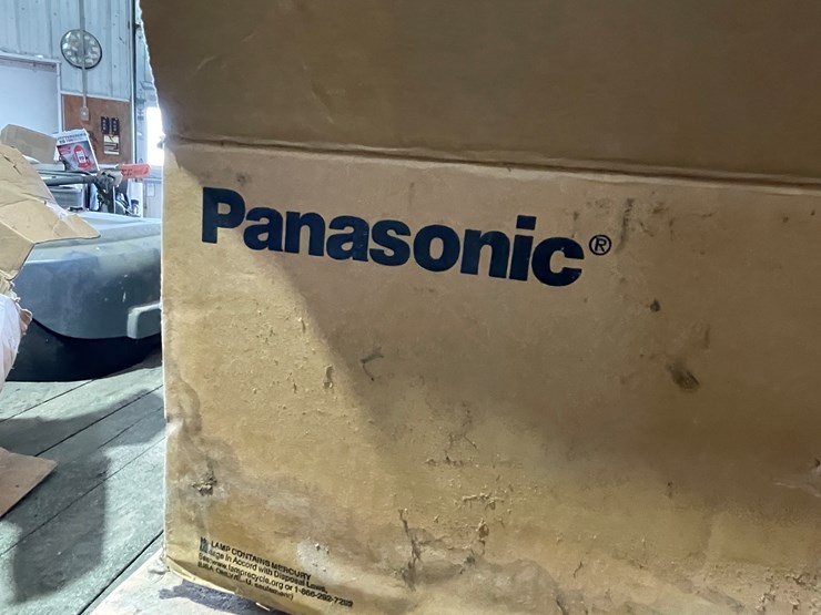 #7222-•-(3)-boxes-of-panasonic-light-capsules-image-6