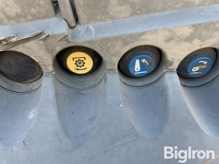 2011-fendt-822-vario-image-11