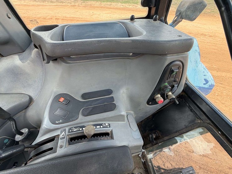 1998-new-holland-ts100-image-26