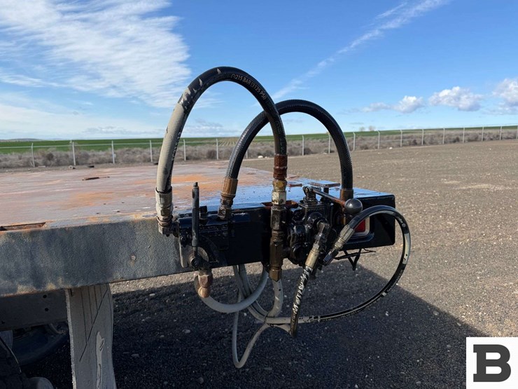 1998-international-4900-image-24