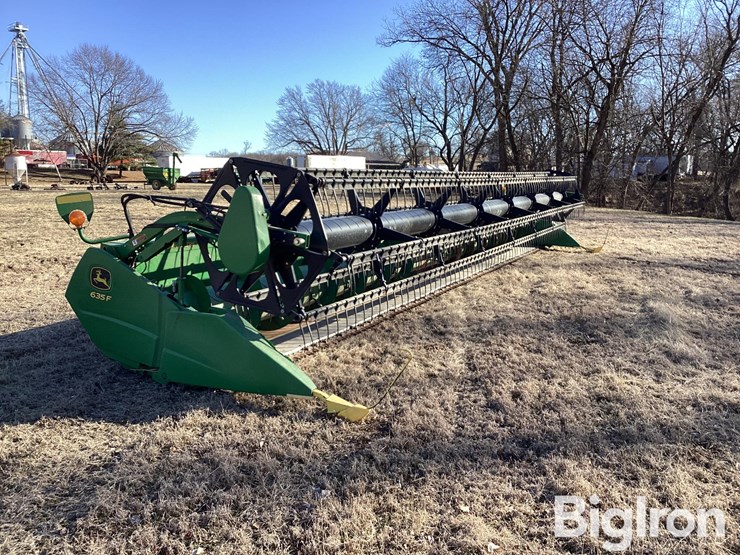 2010-john-deere-635f-image-3