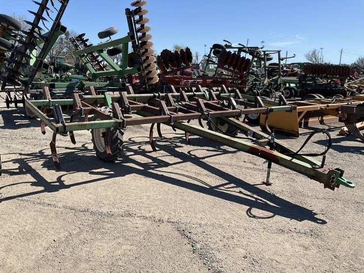 john-deere-1610-image-3