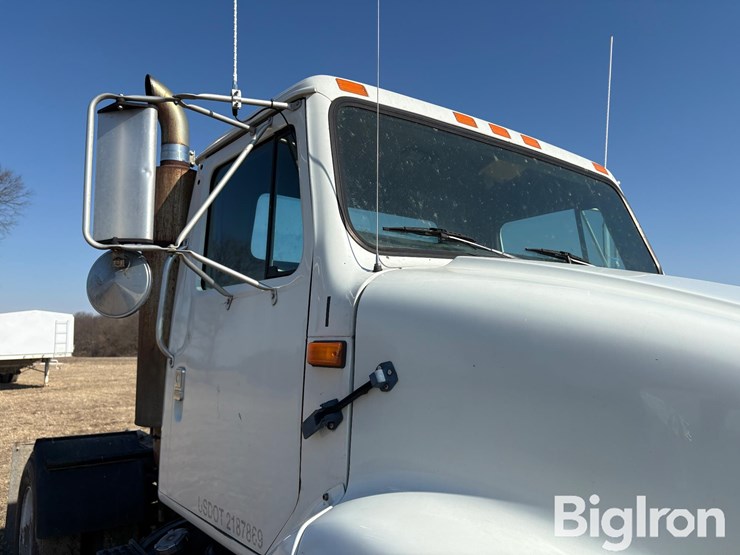 1992-international-7100-image-20