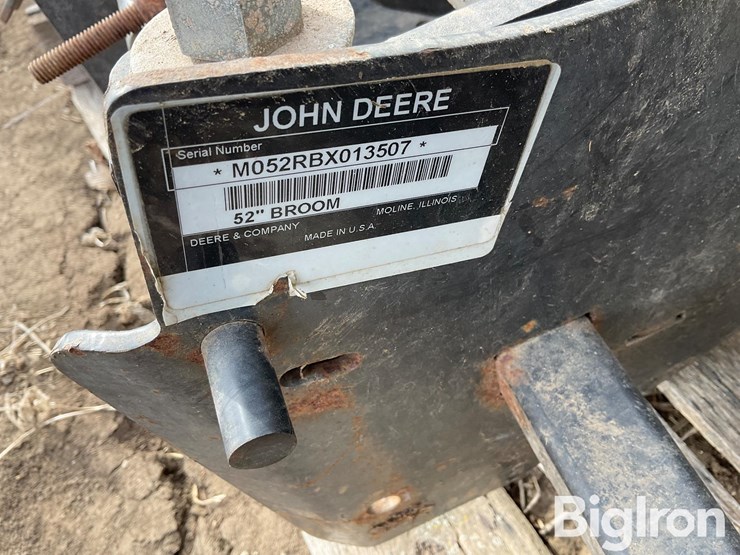 john-deere-52-image-18