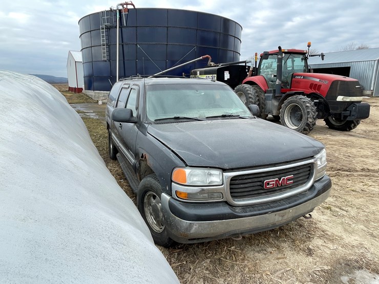 2003-gmc-yukon-xl-image-3