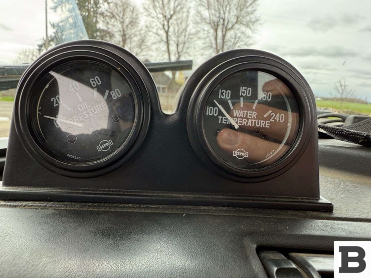 2001-volvo-vnl-tractor-truck---albany,-or-image-49