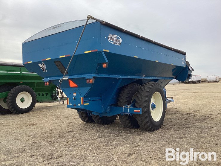 2005-kinze-1050-image-5