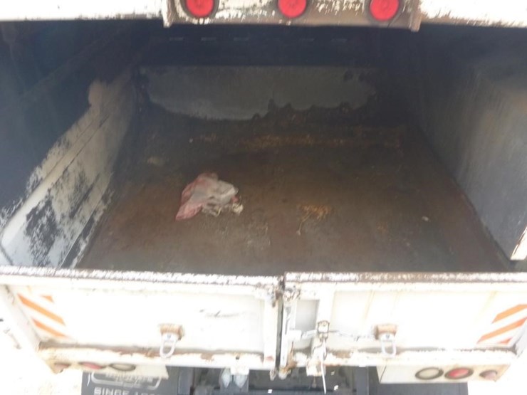 2000-ford-f550-image-8