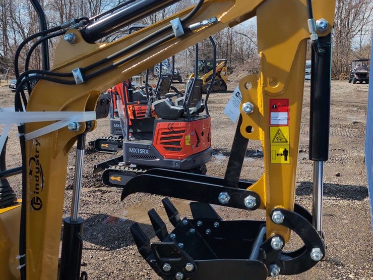 cfg-industrial-mini-excavator---h12r-image-7