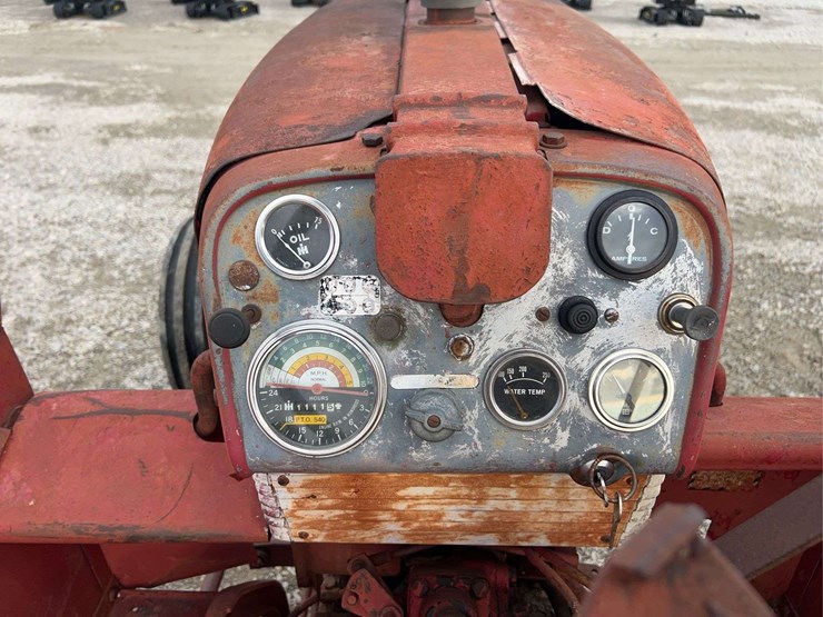 international-660-image-58