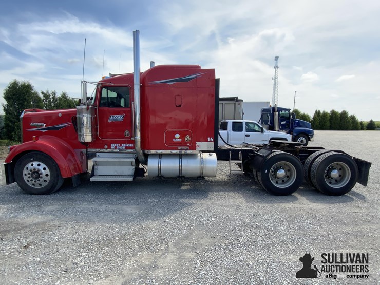 2005-kenworth-w900-image-8