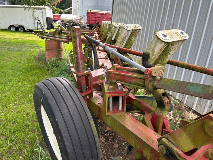 case-ih-710-image-8