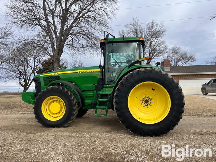 2005-john-deere-8320-image-8